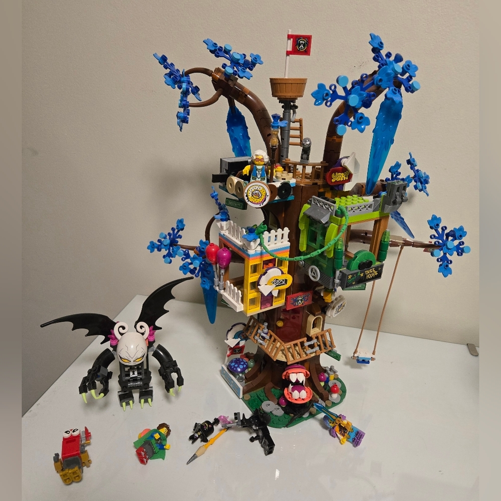 Lego DREAMZzz Fantasical Tree House